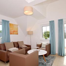 Viesnīca Strandresort Rex Rugia Ferienwohnung 11-7 mit Sauna- und Schwimmbadnutzung im AHOI Sellin pilsētā Lobe
