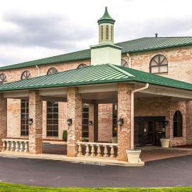 Quality Inn & Suites Cincinnati I-275, khách sạn ở Springdale