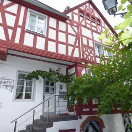 Ferienhaus Old Winery, hotel in Briedel