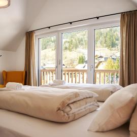 die Tauplitz Lodges - Alm Lodge A13 by AA Holiday Homes、タウプリッツのホテル