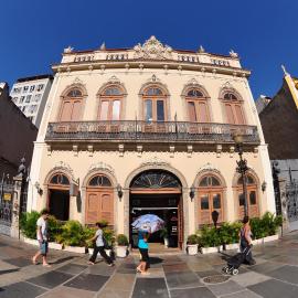Hotel Plaza Riazor