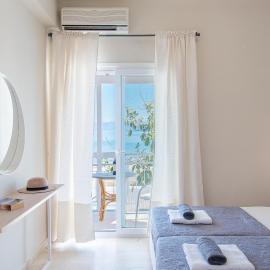 Ammos Apartments，卡沃斯的飯店