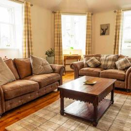 Spacious city centre apartment full of character, hotel a Inverness