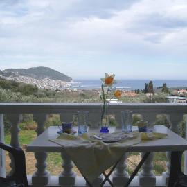 Alexandros Rooms & Studios