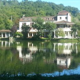 Hôtel Etang des Reynats, khách sạn ở Chancelade