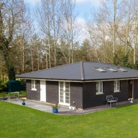 Breckland Cottage - Secluded Country Getaway, hotel a Hockwold cum Wilton
