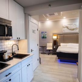 River Sirens Hotel-Contactless Check in Hotel, hotel in Washington