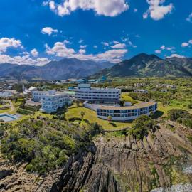 THE HOTEL YAKUSHIMA ocean & forest, hotel u gradu Jakušima
