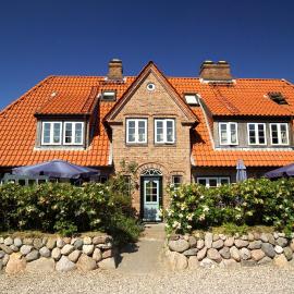 Ferienhäuser im Sylter Gartenweg, hotel em Tinnum