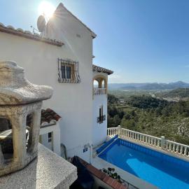 Villa Arturo Tossal Gross