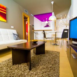Apartamentos 16:9 Suites Almería: Almería şehrinde bir otel