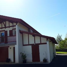 Appartement en rez de chaussee de maison, hotel a Espelette