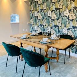 The Green House Lodge, hotel u gradu Den Dungen