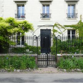 Le Clos de l'Eglise - Inès, hotel in Giverny