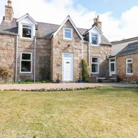 Gairnlea House, hotel in Ballater