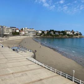 Les Saules, hotel a Dinard