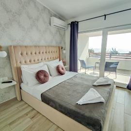 B&B Bloom Apartments, hotel a Vir