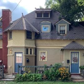Luxury Apartment in Historic Carriage House, hotel in Kennett Square