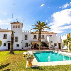 Hacienda El Corchuelo, hotel v destinácii Marchena