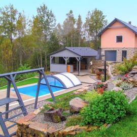 Lažíšťka에 위치한 호텔 Holiday Home Nebahovy u Prachatic by Interhome