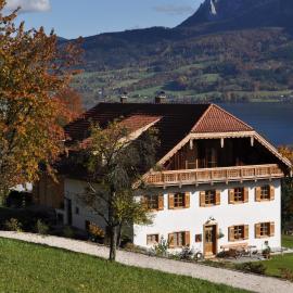 Exklusiv Apartment Scheichl, hotel v destinaci Unterach am Attersee