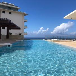 Alicia's Sky flat on the heights with nice view on the sea and Papeete
