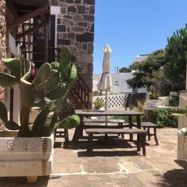 Machi's House Historic Stay in Plaka Village with Private Parking, Hotel in Plaka Milos