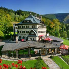 Hotel Praha, готель у місті Шпіндлерув-Млин