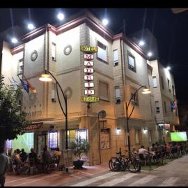 Hotel Madrid – hotel w mieście Santiago de la Ribera