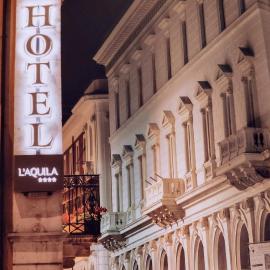 Hotel L'Aquila, hotel en LʼAquila