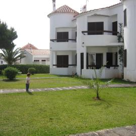PRECIOSO APARTAMENTO AL LADO DE BONITA CALA, hotell sihtkohas Ciutadella