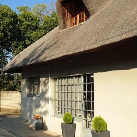 White Feathers, hotel a Bergville