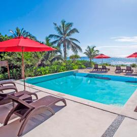 Luxury Tao Ocean Akumal, hotell sihtkohas Akumal