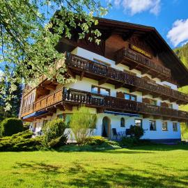 Pension Appartements Via Claudia, Hotel in Lermoos