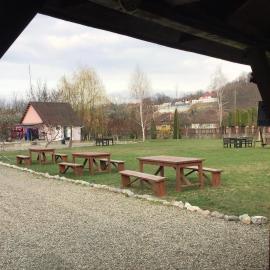 Rafting & Via Ferrata Base Camp, khách sạn ở Vadu Crişului
