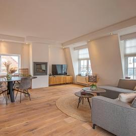 ApartHotel Trendy by Urban Home Stay, מלון באלקמאר