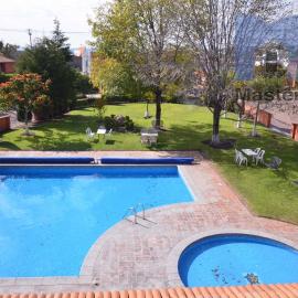 MS Exclusiva Suite Alberca Bernardo Quintana 12B，Mendiola的飯店