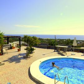 Filoxenia Villa – hotel w mieście Koutsounari