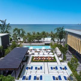 Four Points by Sheraton Phuket Patong Beach Resort, хотел в Патонг Бийч