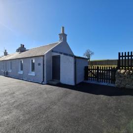 Bruxie Holiday Cottages - Honeysuckle Cottage, hotel v destinaci Maud