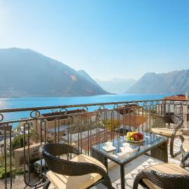 2MONTENEGRO LIMETA APARTMENTS with pool
