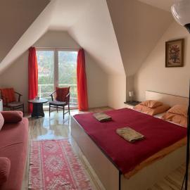 Tündérszikla Panzió, hotel in Pilisjászfalu