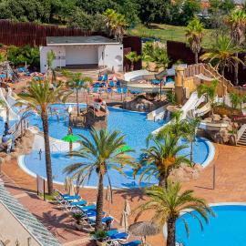 Costa Encantada Suites & Resort, хотел в Лорет де Мар