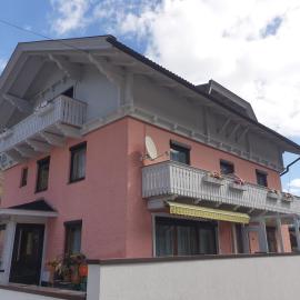 Haus Elena, hotel di Lainach