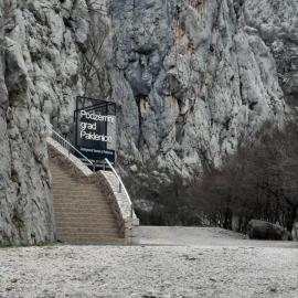 Apartmani QUATTRO, hotel sa Starigrad-Paklenica