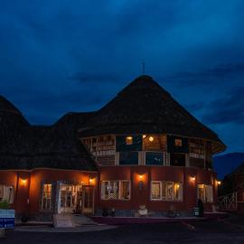 Ingagi Park View Lodge, hotel u gradu Kinigi
