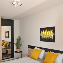 MAXIM Apartments, hotel a Harkány