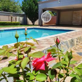 Homey Guesthouse, hotel in Gaborone