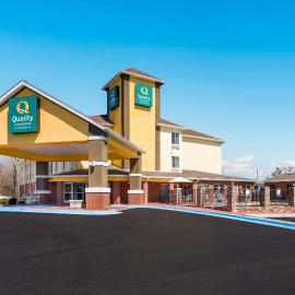 Quality Inn & Suites Huntsville Research Park Area