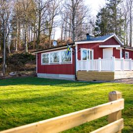 Almas gård, hotel en Ullared